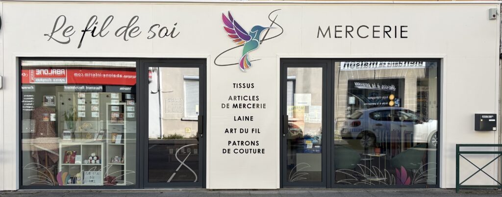 mercerie Le fil de soi magasin de tissus, patrons, articles de mercerie, laine, accessoires tricot, crochet, broderie, art du fil, à Machecoul Saint -Même, proche de Sainte Pazanne, Saint Mars de Coutais, Saint Philbert de Grand Lieu, Bois de Céné, La Garnache, Touvois, Falleron